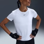 Nike One Kısa Kollu Kadın Tshirt